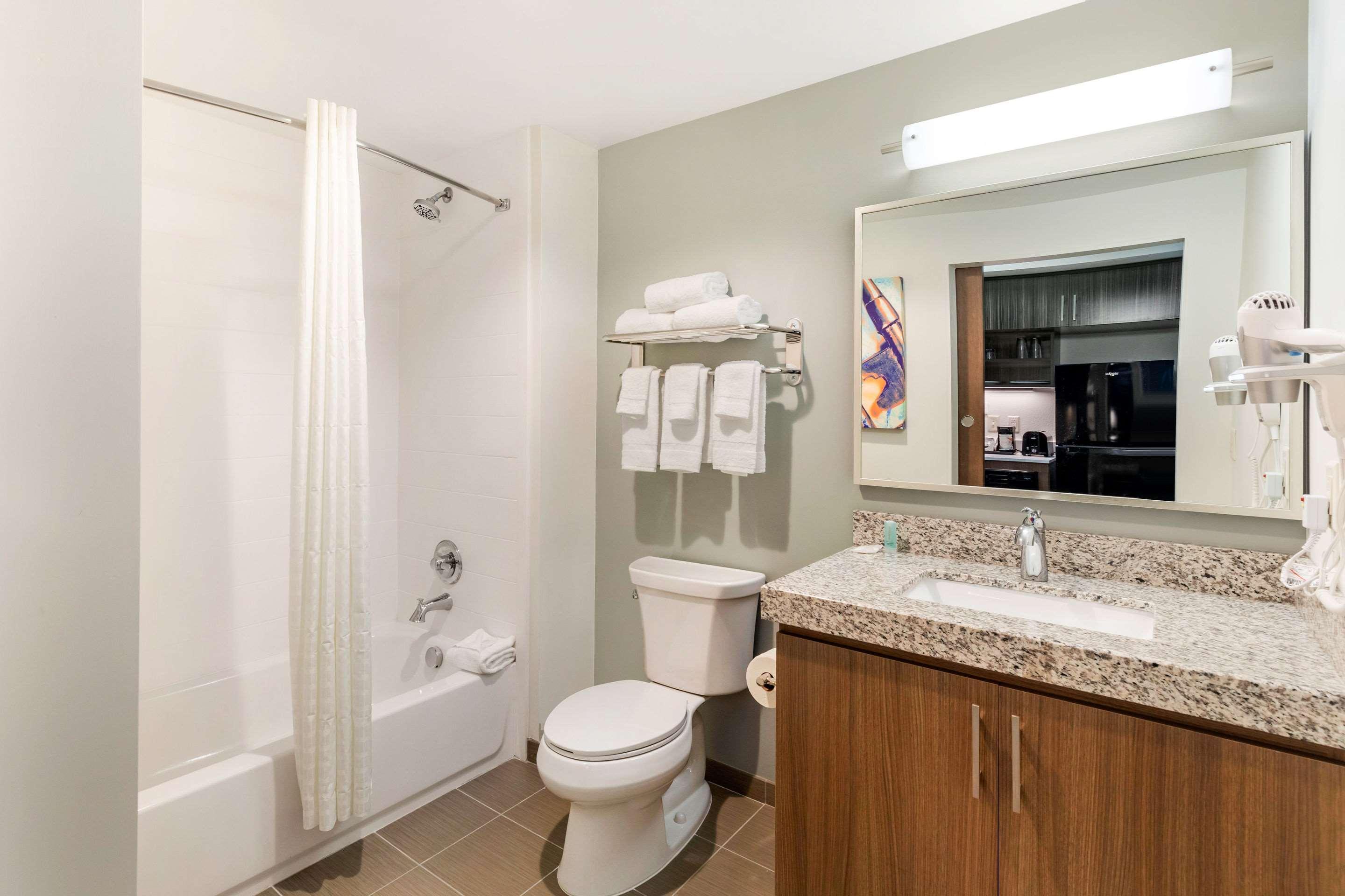 Mainstay Suites Lancaster Dallas South Buitenkant foto