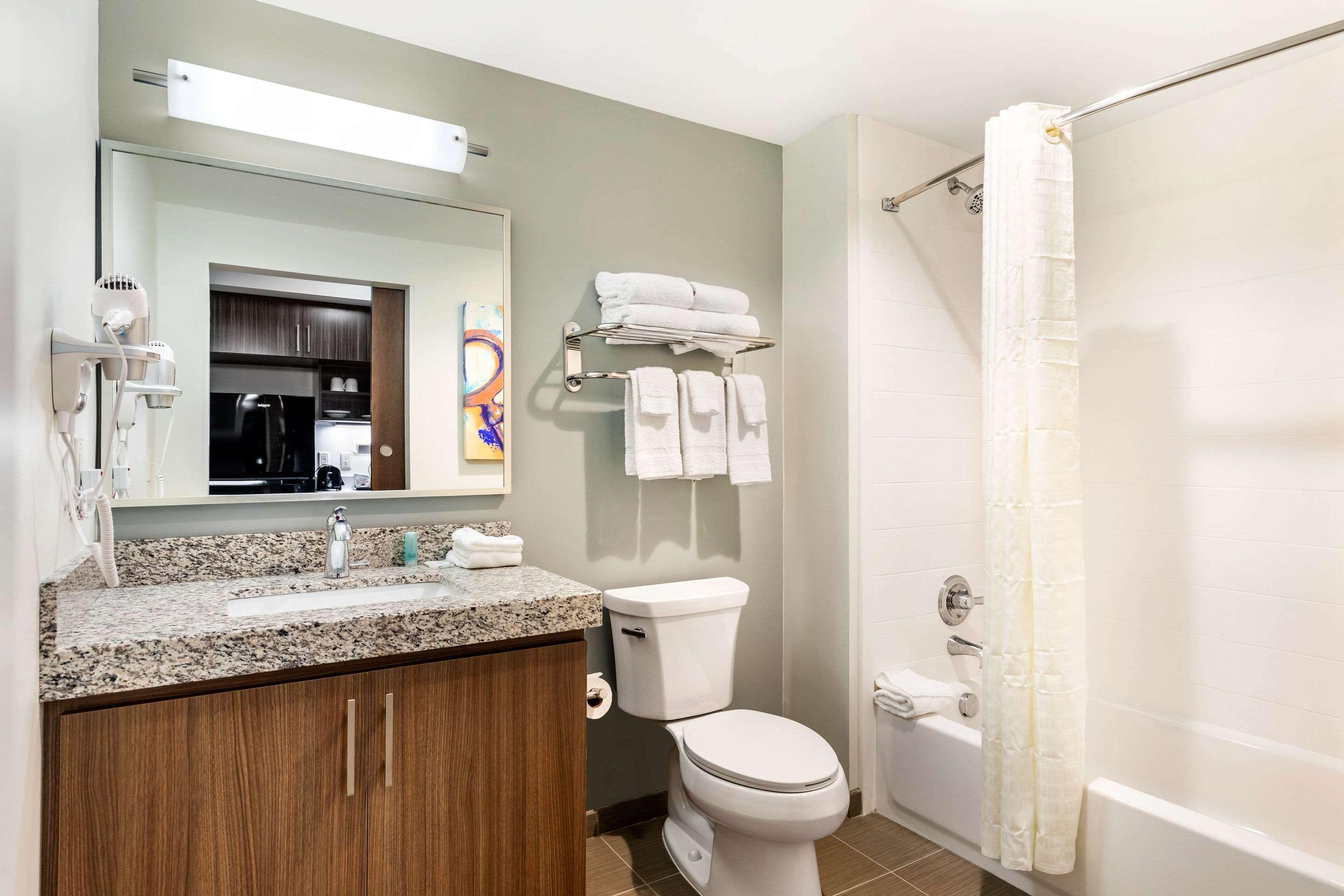 Mainstay Suites Lancaster Dallas South Buitenkant foto