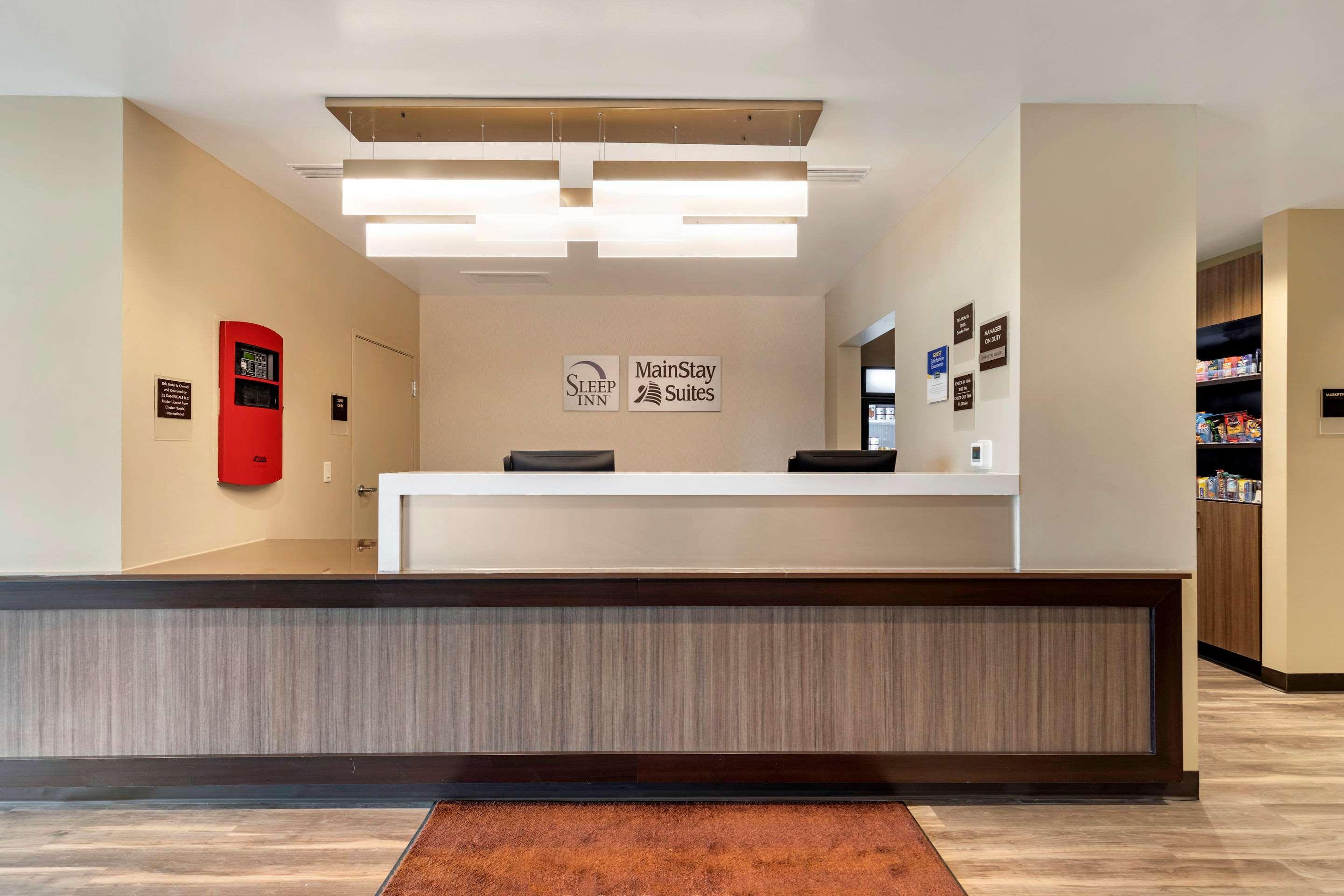 Mainstay Suites Lancaster Dallas South Buitenkant foto
